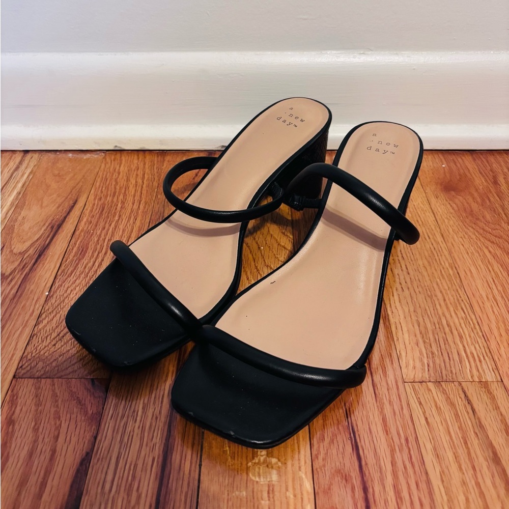 A New Day black open toe heels, no ankle straps size 9.5